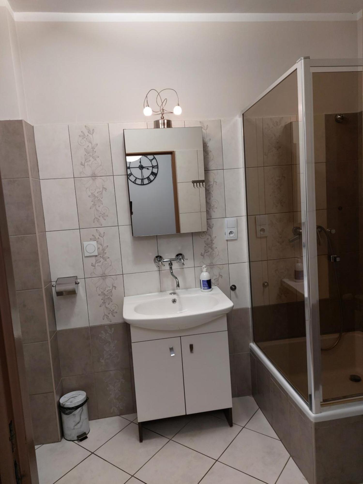 Glogow Przy Chopina Apartman Kültér fotó